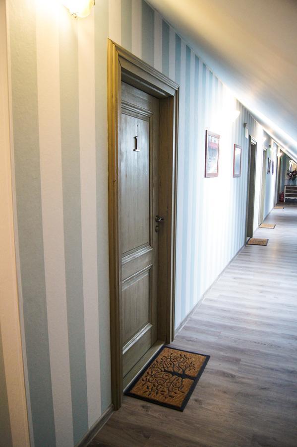 Kalvin Restaurant & Pension Rastislavice Экстерьер фото